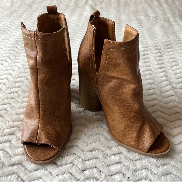 Altar'd State Womens Brown 4" Round Heel Bootie Open Toe Slip On Shoes Sz 7 - Picture 1 of 11